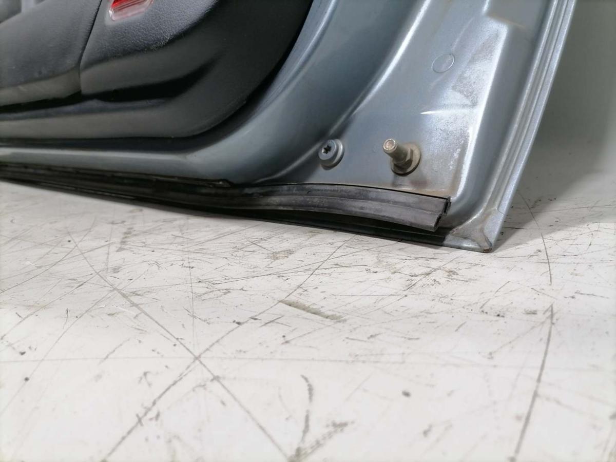 Skoda Octavia 1U original T&uuml;r vorn rechts LF7U Stonegreymetallic Rohbau BJ03